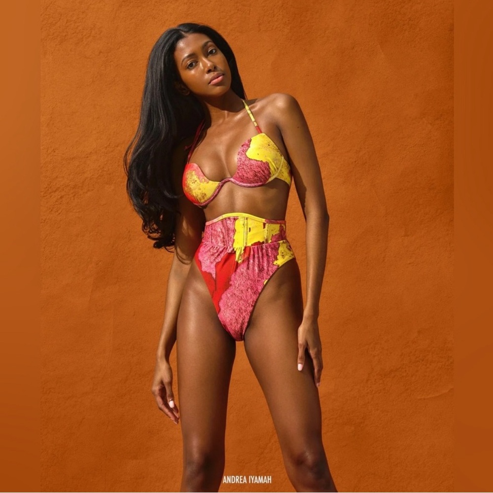 Andrea Iyamah: Gura Bikini (Eros Print)